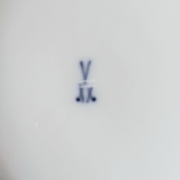 Antique Meissen Plate Courting Couple Romantic Scene Floral Design 8.75" - Picture 7 of 8